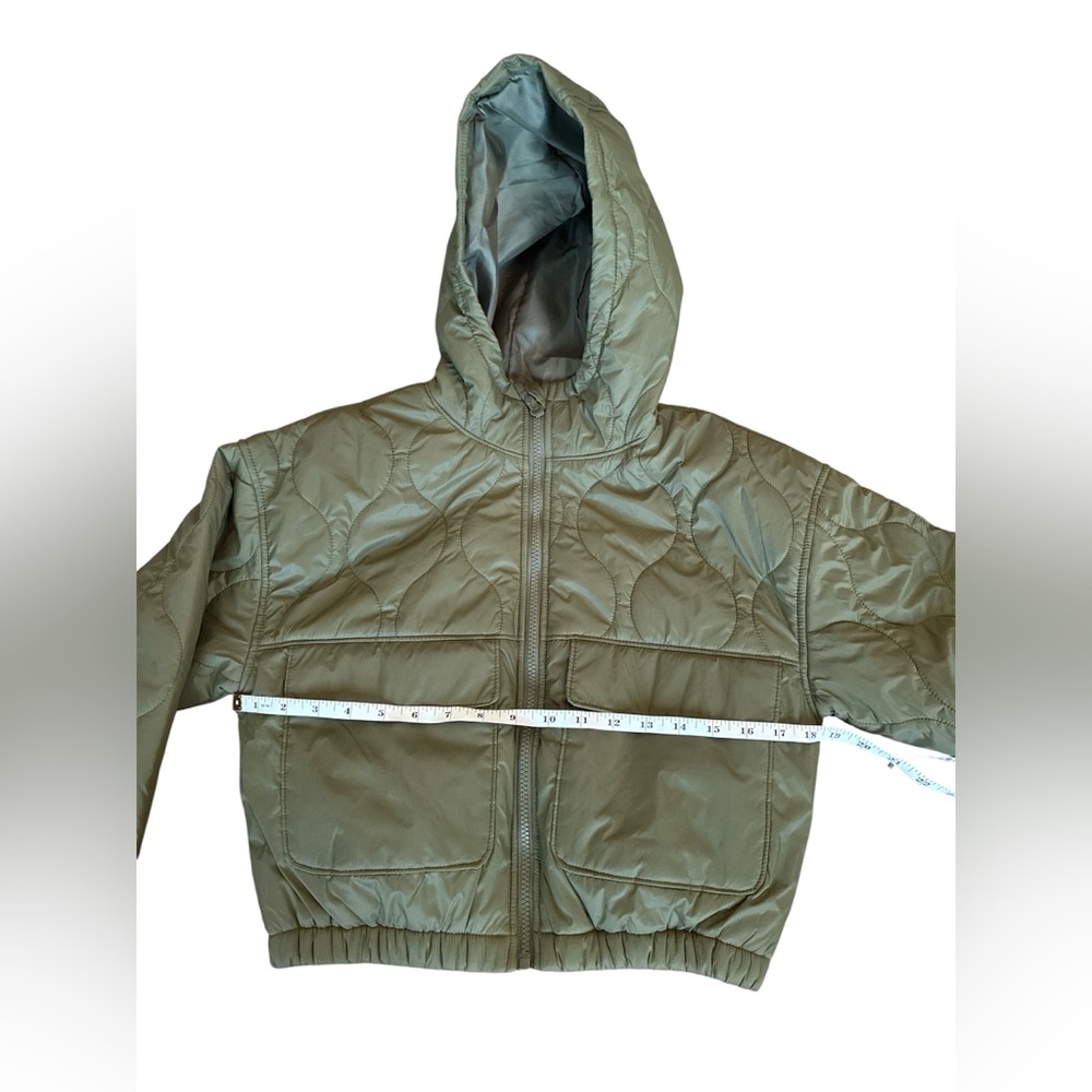 Old Navy Quilted Waterproof Hooded Jacket. Army Green. Girls’ Size Large(10-12). - Picture 5 of 10